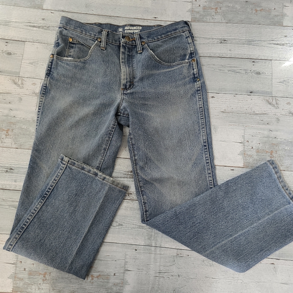 Wrangler Advanced Comfort Slim Fit Denim Womens Jeans 30X30 Cowboy